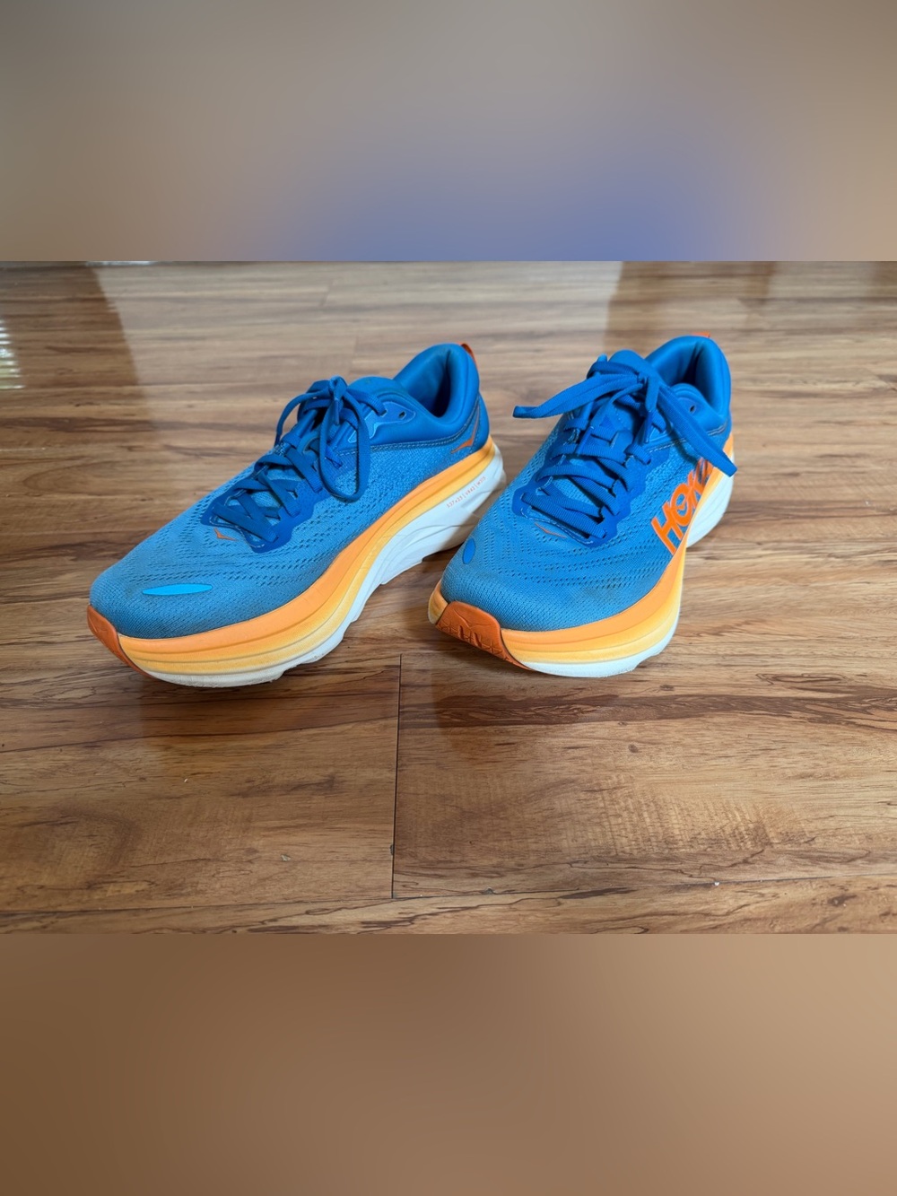Hoka One One Bondi 8 – Men’s Size 10.5D